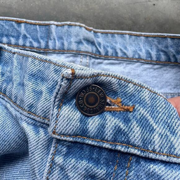 Vintage 90s Light wash Levis Orange Tab Jorts - Picture 4 of 6